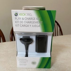 Xbox 360 Play and Charge Kit